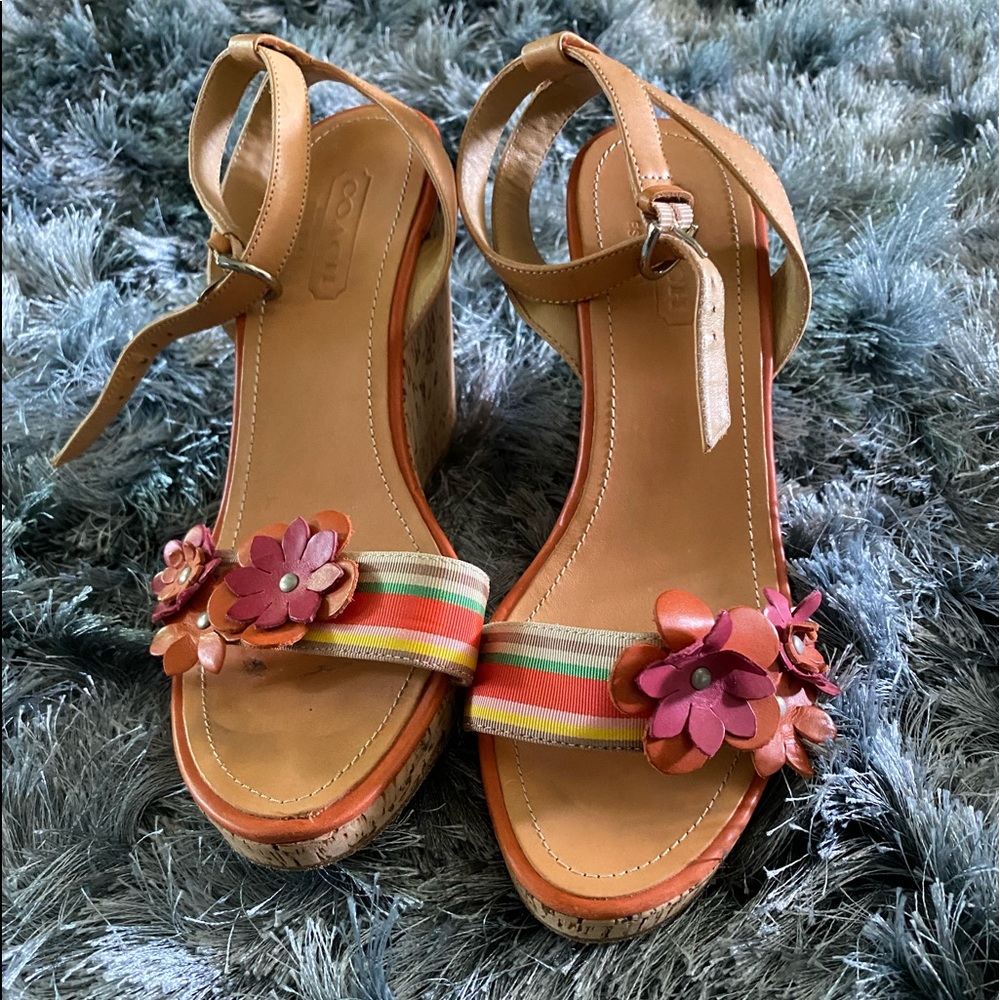 Rare HTF Coach Morgan Flower Wedge